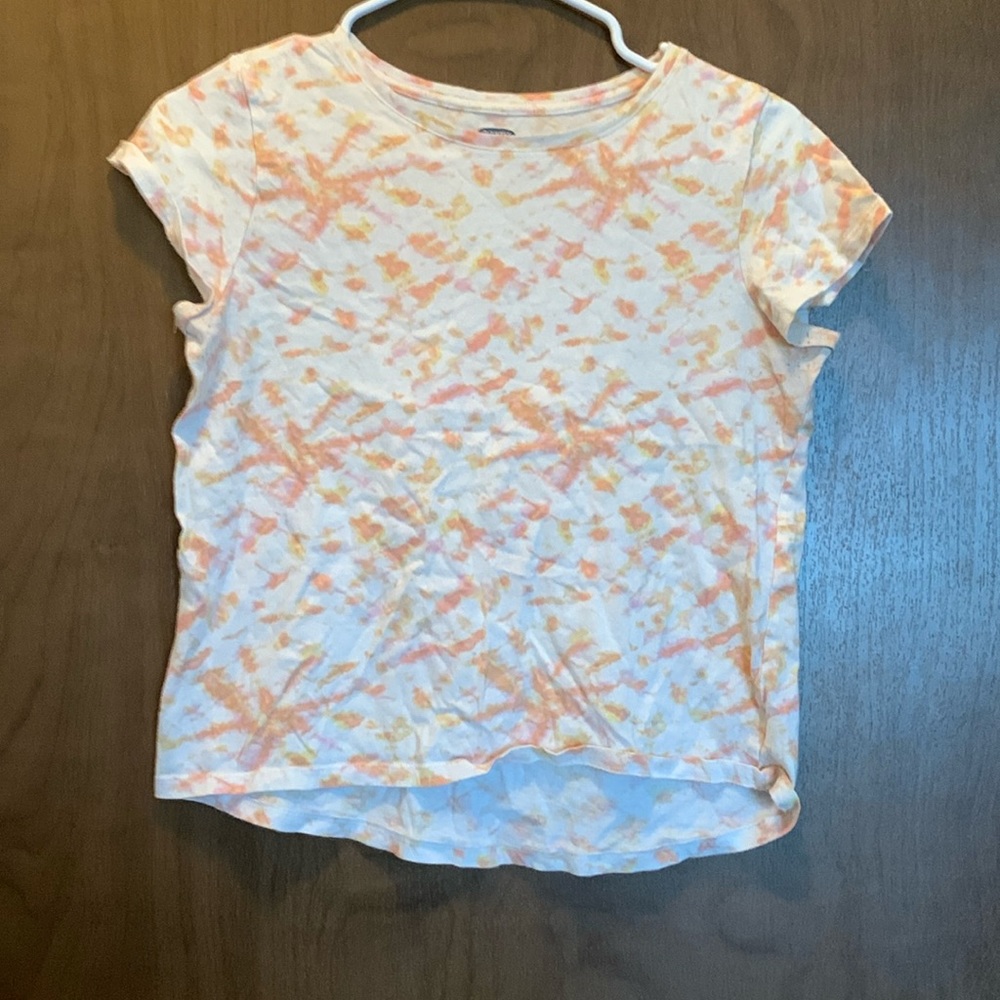 Old navy tie dye shirt